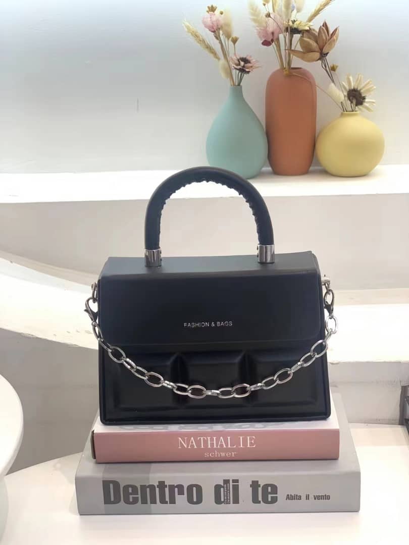 New Arrival Classic Ladies Handbag Women Shoulder  Single Bag Fashionable Sling Bag