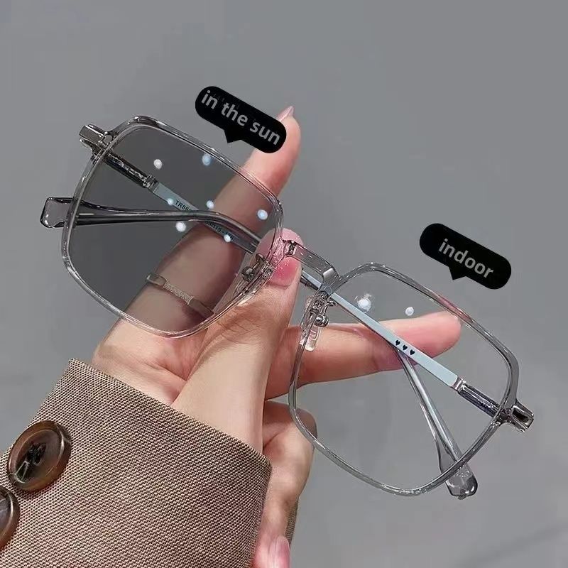 New Trendy Glasses Outdoor Color Changing Glasses Women Eyewear Frame Glasses Luxury Square Men Fashion Eyewear