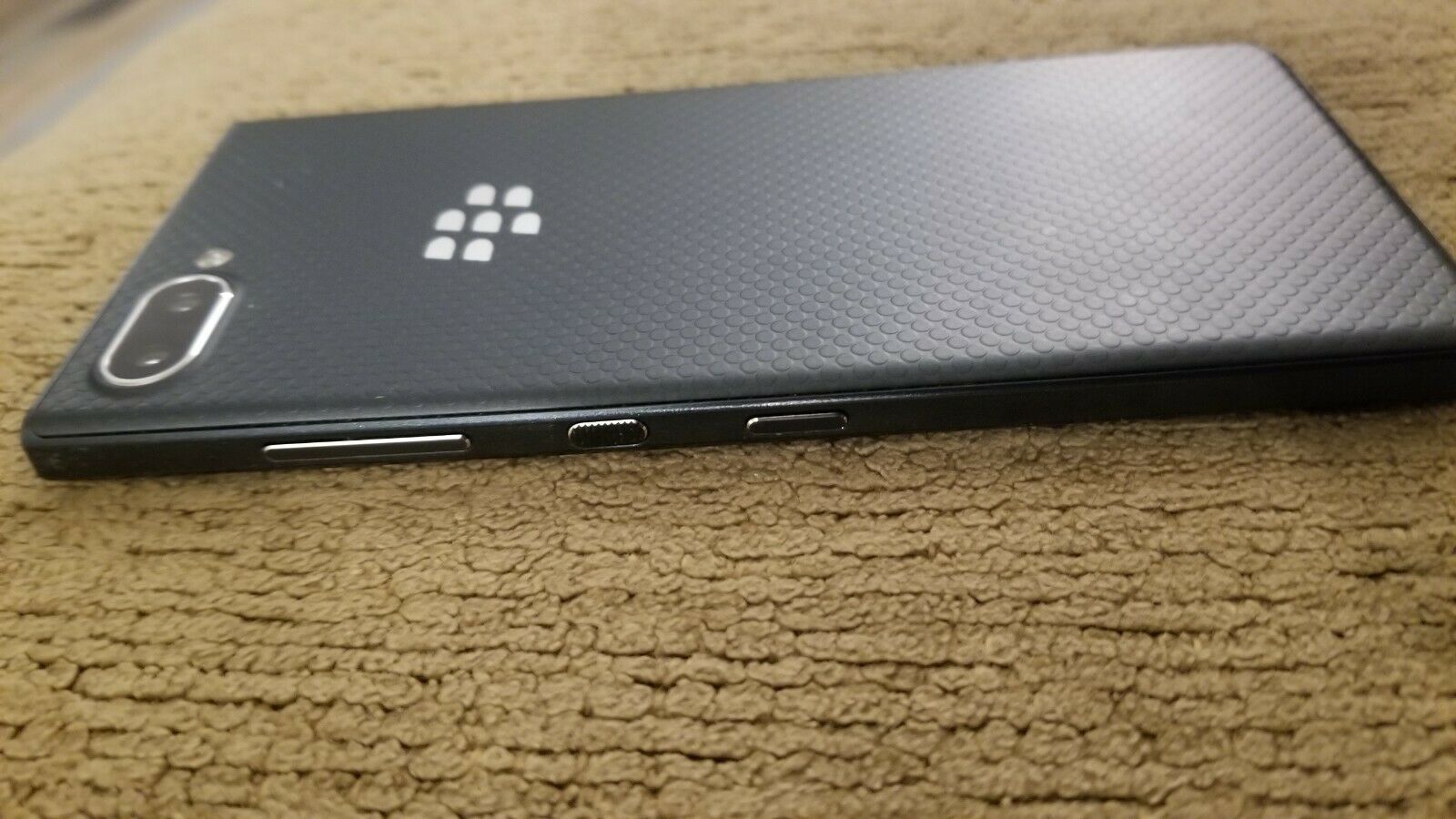 Refurbished Blackberry KEY2 LE 4G RAM +64GB ROM 4.5 inch 13 MP camera Android 2G/3G/4G LTE Dual Sim mobile Clean phone