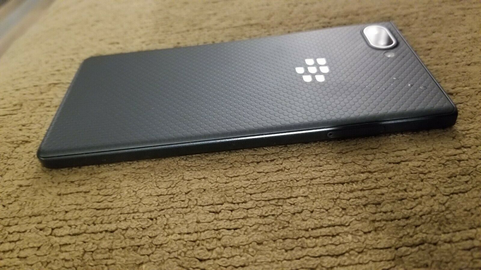 Refurbished Blackberry KEY2 LE 4G RAM +64GB ROM 4.5 inch 13 MP camera Android 2G/3G/4G LTE Dual Sim mobile Clean phone