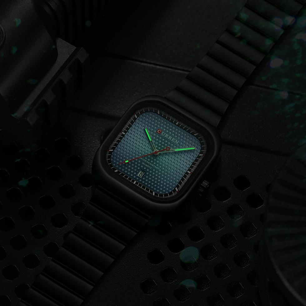 CURREN Leisure Trendy Men's Watch Business Sports Watches Square Stainless Steel 3ATM Waterproof Mens Quartz Date/Day Watch Relogio Masculino 8460