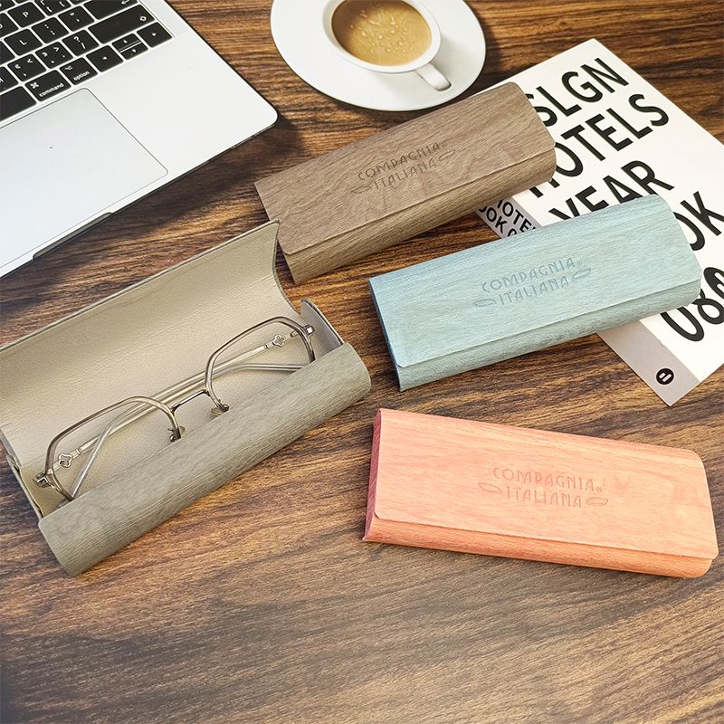 Glasses Case for Men and Women Students Large Frame Magnetic Suction Japanese Style Fresh Simple Advanced Car Compression-Resistant Portable Glasses Storage Box