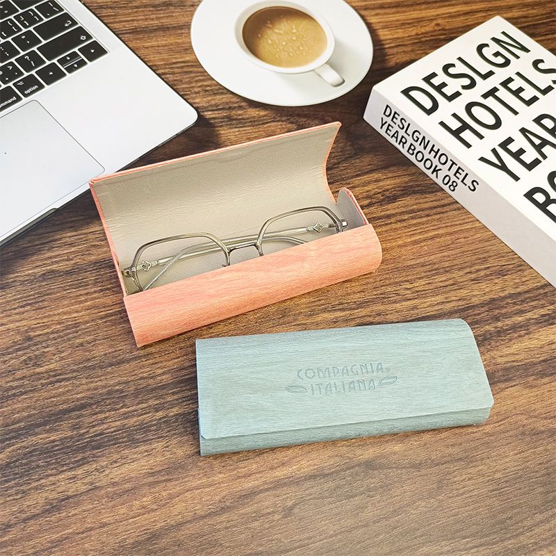 Glasses Case for Men and Women Students Large Frame Magnetic Suction Japanese Style Fresh Simple Advanced Car Compression-Resistant Portable Glasses Storage Box