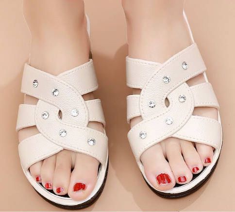 New ladies fashion wear flat bottom summer beach pearl H-shaped sandals and slippers