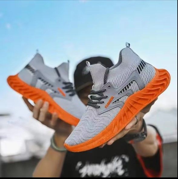 Hot selling men's breathable flying woven running sneaker elastic running shoes Quality Comfortable Mens Casual Shoes Low Price Sports Shoes Fashion Men Sneakers