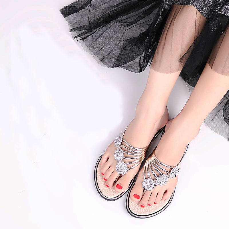 Women's slippers Summer rhinestone sequin sandals girls outdoor pinch-foot flat ladies shoes flower flip-flops lightweight outside wear Flip Flops