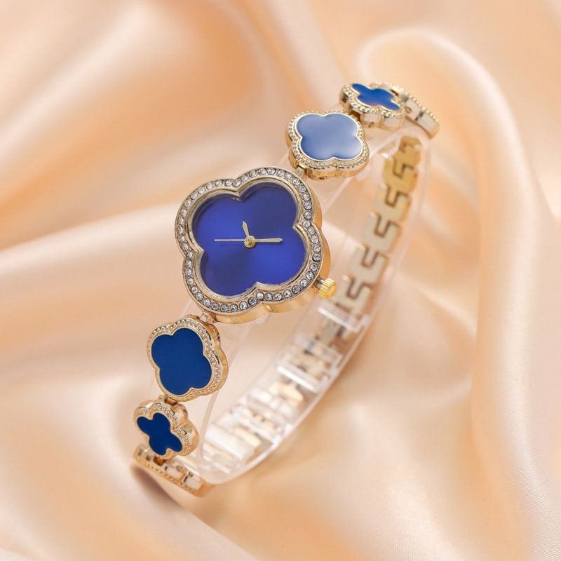 Elegant Luxury New Style Casual Ladies Women's Shell Dial Watches  Fashion Petal Clover Women Clothing Decoration Bracelet Watches Girl Students Popuar Gift Watches