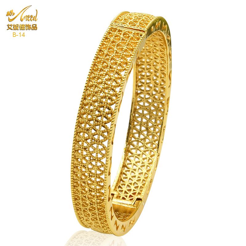 Hot Selling Alloy Gold-Plated Fashionable Bride Wedding Accessories Light Luxury Style Women's Wedding Sand Gold Bracelets Jewelry Wholesale