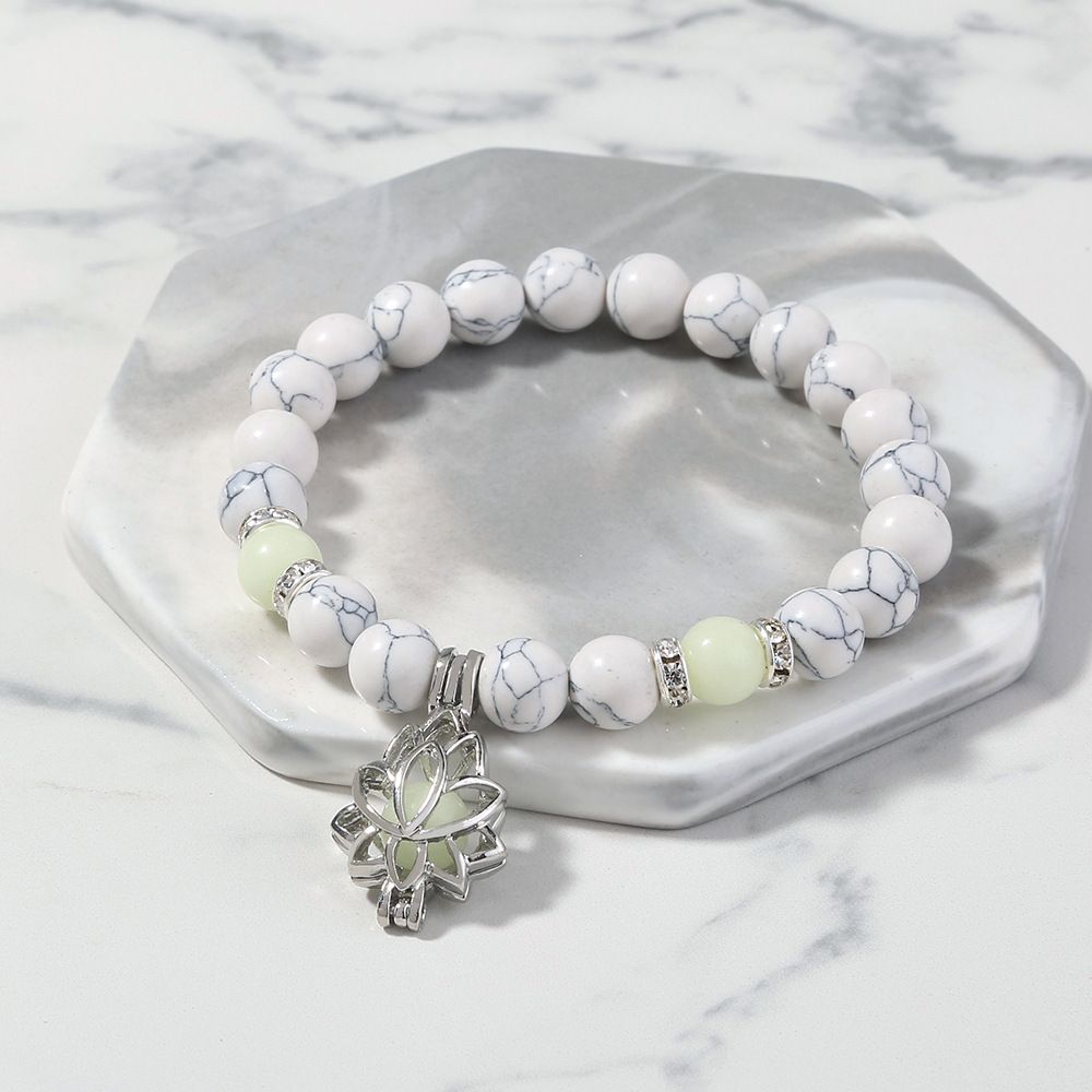 2024 Fashion New Product Yoga Turquoise Night Glow Lotus Bracelet Multi color Fluorescent Men's And Women's Fashion Accessories Bracelet Simple And Grand Bracelet