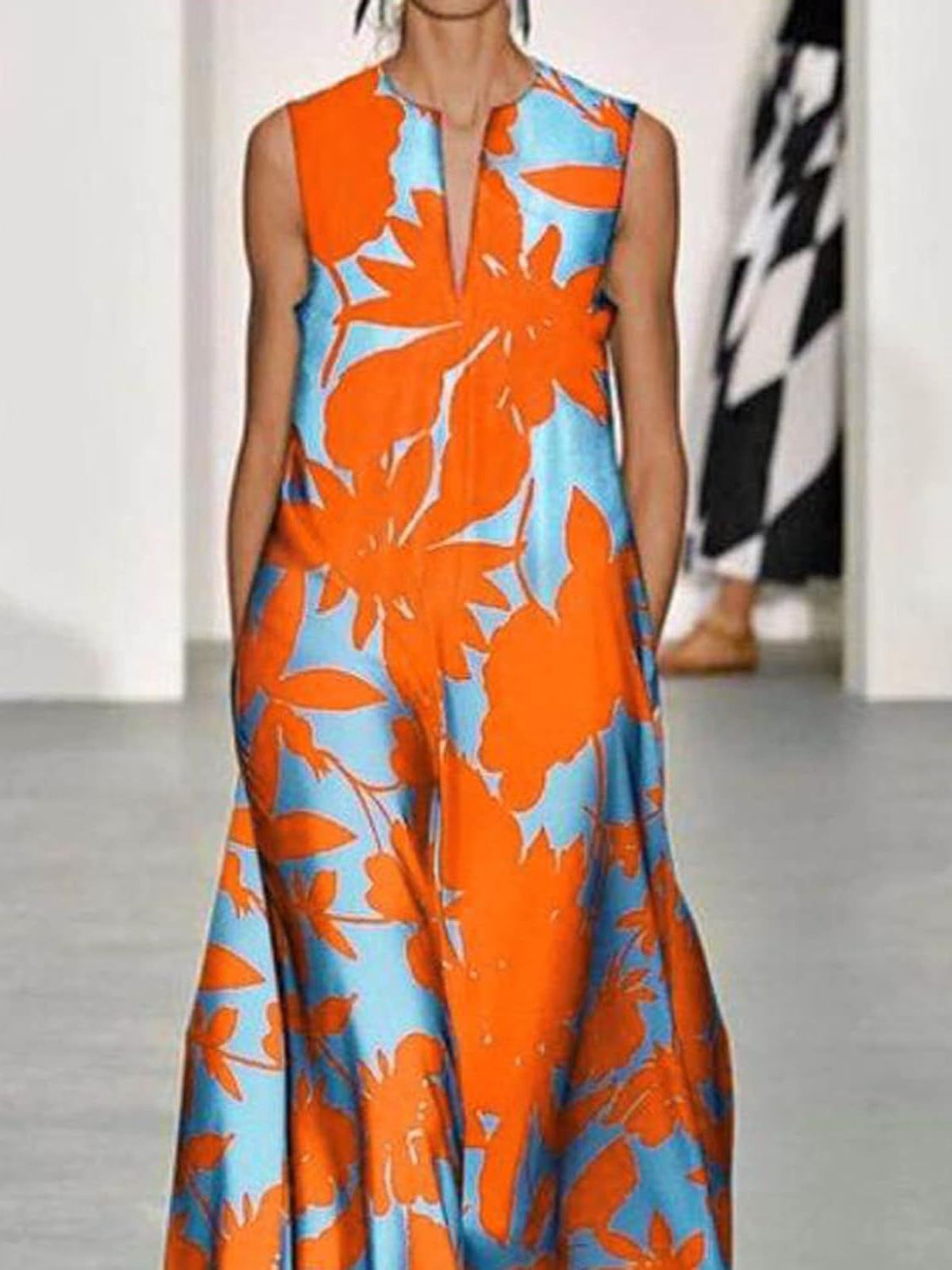 2024 New Summer Africa Hot Selling European and American Printed Fashion V-neck Sleeveless Printed Dress Daily Commuting Comfortable Dress Women's Party Casual Evening Dress Temperament Comfortable
