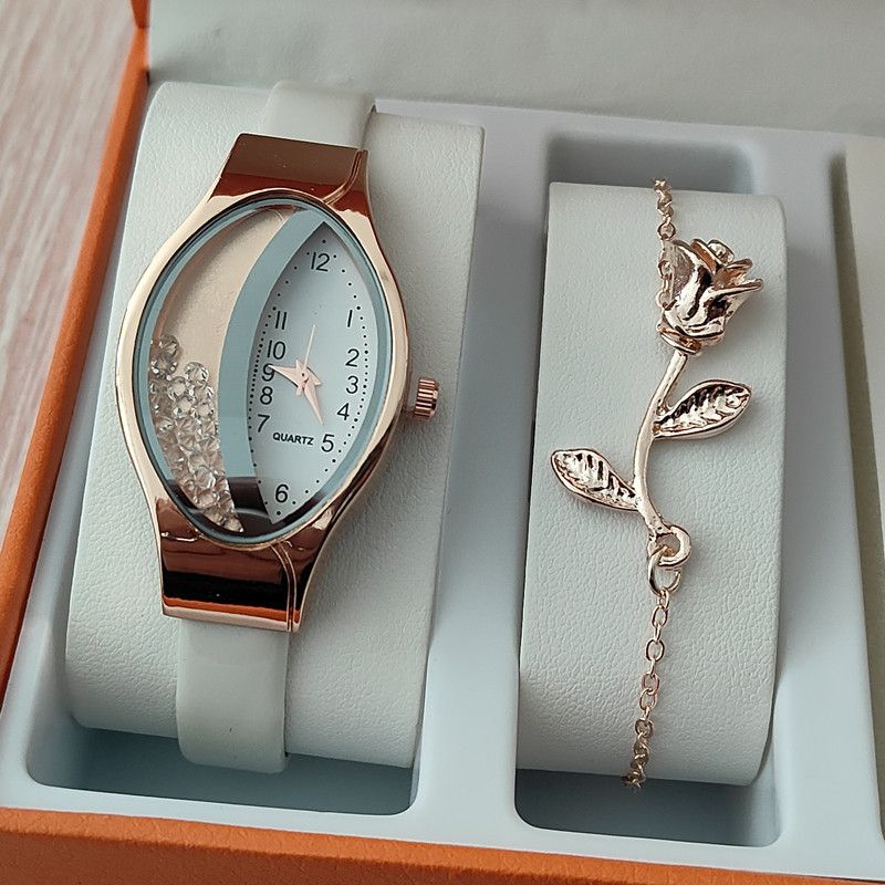 Women's Fashion Luxury Watch Women's Bracelet Clock Oval Water Diamond Sports Quartz Watch Watch Daily Leisure Simple Water Diamond Watch Women's Watch