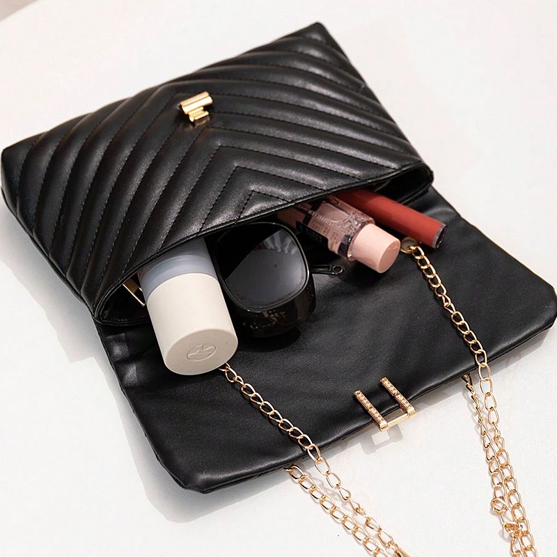 Women Small Cross-body Bag Ladies Chain Bag Phone Bag Clutch Mini Black Bag