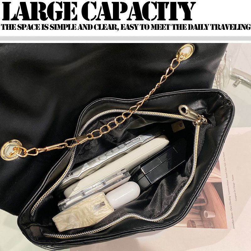 Women Small Cross-body Bag Ladies Chain Bag Phone Bag Clutch Mini Black Bag
