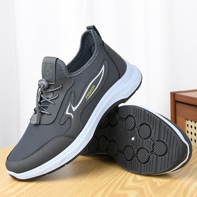 Men's shoes lace-up fly-knit sports shoes Boys casual Sneakers Walking shoes comfortable soft soled non-slip mesh shoes running shoes athleti