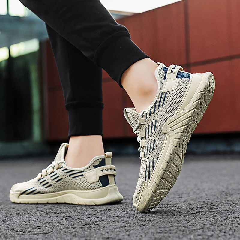 Large size 41-48 men's sneakers flying woven sports shoes mesh outdoor casual shoes Boy's lace-up gym shoes training shoes students running shoes