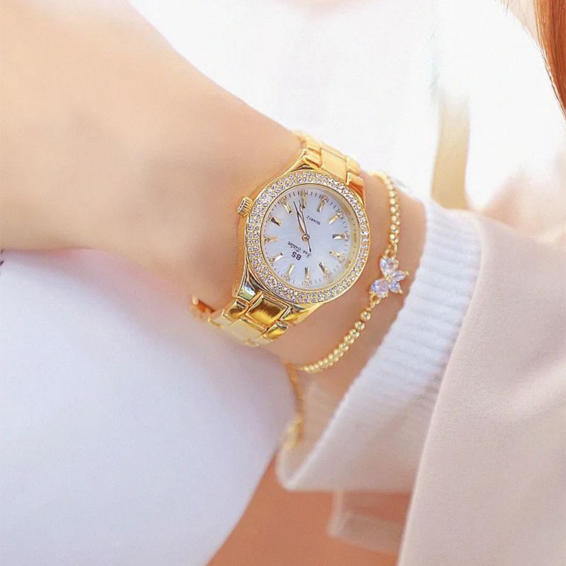 Women's Elegant Casual Goldn Watch Crystal Diamond Inlaid Watch Stainless Steel Silver  Quartz Watch Bracelet Set Gift for Wife