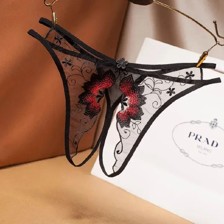 Women's Thong Pants Sexy Lace Panties G-Sting Low Waist Flower Briefs Seamless Hollow Out T-Back Female Sexy Lingerie  Panty  Butterfly Panties