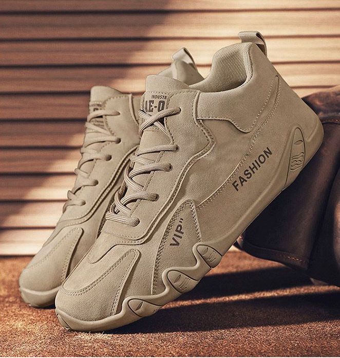 Men's shoes boots Martin boots New spring men's British style short boots tops casual black boots Anti-slip and wear-resistant Versatile fashion for teenagers Work shoes outdoor hiking shoes New work boots