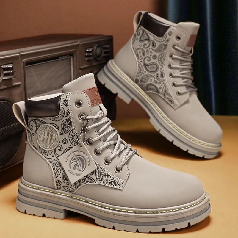 Men's shoes boots Martin boots men's British High top boots Anti-slip and wear-resistant Versatile fashion for teenagers Work shoes outdoor hiking shoes New work boots Trendy and versatile sneakers in