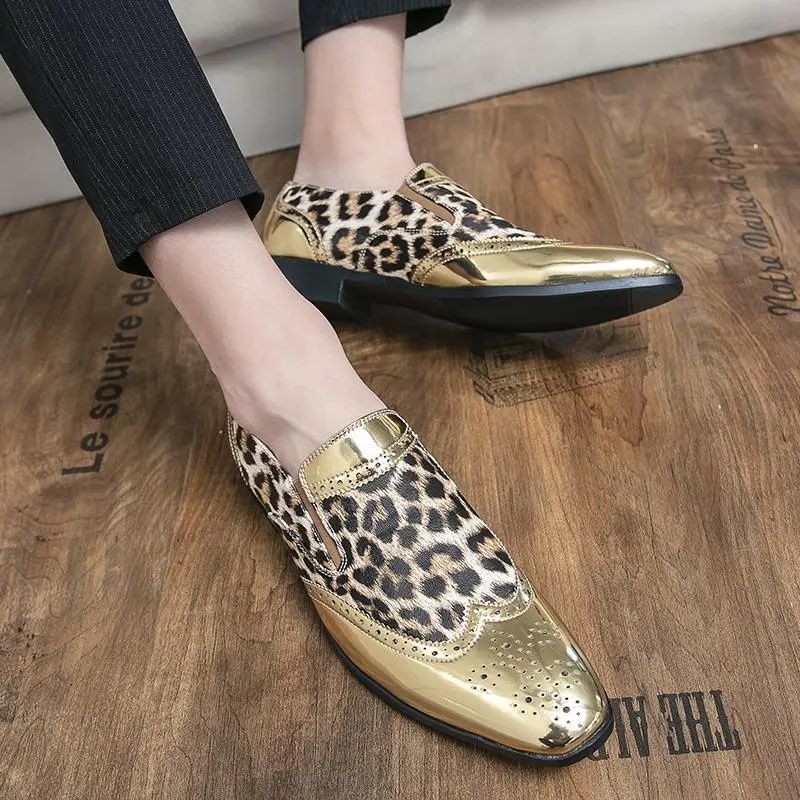 Men's Shoes Leather Shoes brogues Oxford Formal Shoes business shoes Men's casual shoes British pointed toe soft sole youth trend business formal leather shoes Glossy leopard print personality
