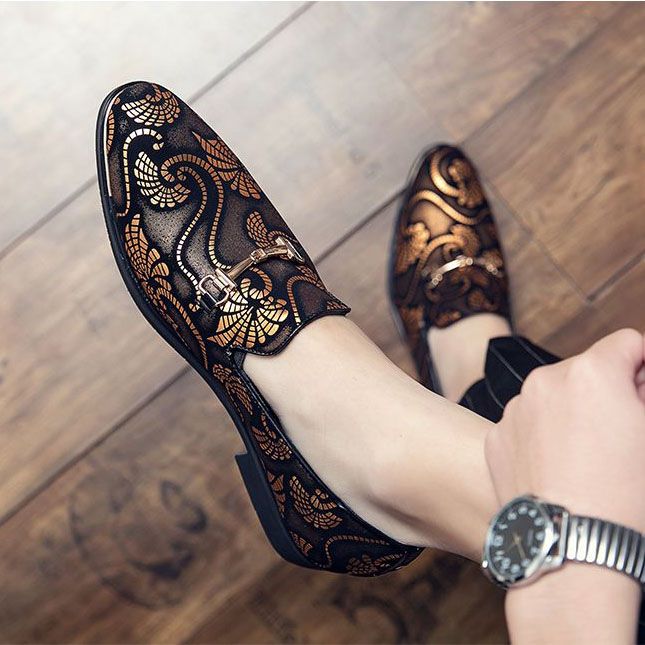 Men's Shoes Leather Shoes Breathable Oxford  shoes upscale Men's casual shoes European style slip-on leather shoes pointed toe soft sole youth trend business formal Pointed leather shoes golden patter