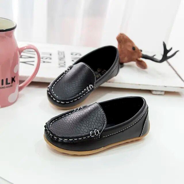 Kids Shoes Boys' Shoes Doudou shoes New children's shoes, bean shoes, boys' leather shoes, girls' single shoes, baby shoes, white Korean style trendy casual shoes