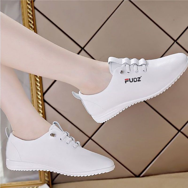 Women's Shoes Athletic Running Soft Leather White Shoes For Women Soft Sole Lightweight Mom Shoes Fashionable And Versatile Non-slip Sports Outdoor White Shoes