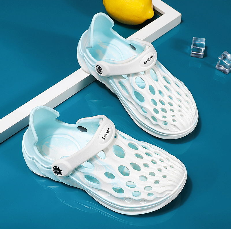 Kids Shoes Baby Shoes Sandals New Two-Hole Hole-In-The-Wall Sneakers For Boys And Girls, Medium And Large Children, Fashionable And Breathable Casual Non-Slip Beach Shoes And Sandals