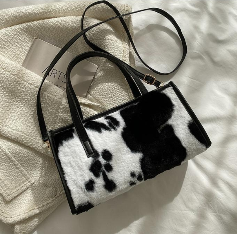 Women's Bags Crossbody Bags Versatile handbags for women, high-end autumn and winter new fashion shoulder bags, niche furry cross-body bags, trendy leopard print bags