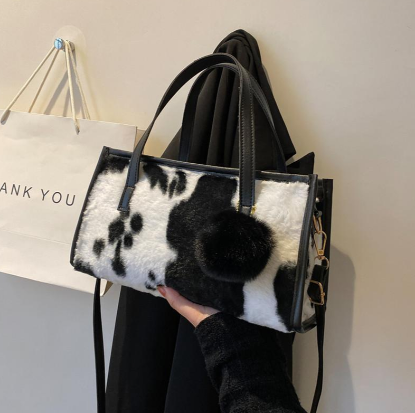 Women's Bags Crossbody Bags Versatile handbags for women, high-end autumn and winter new fashion shoulder bags, niche furry cross-body bags, trendy leopard print bags