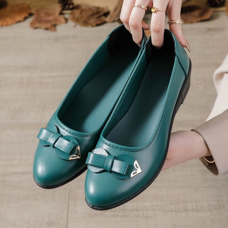ASSKLO New women's leather shoes Flat Shoes Casual Soft Sole Soft leather comfortable soft shoes kitchen work flats Slip on Shoes