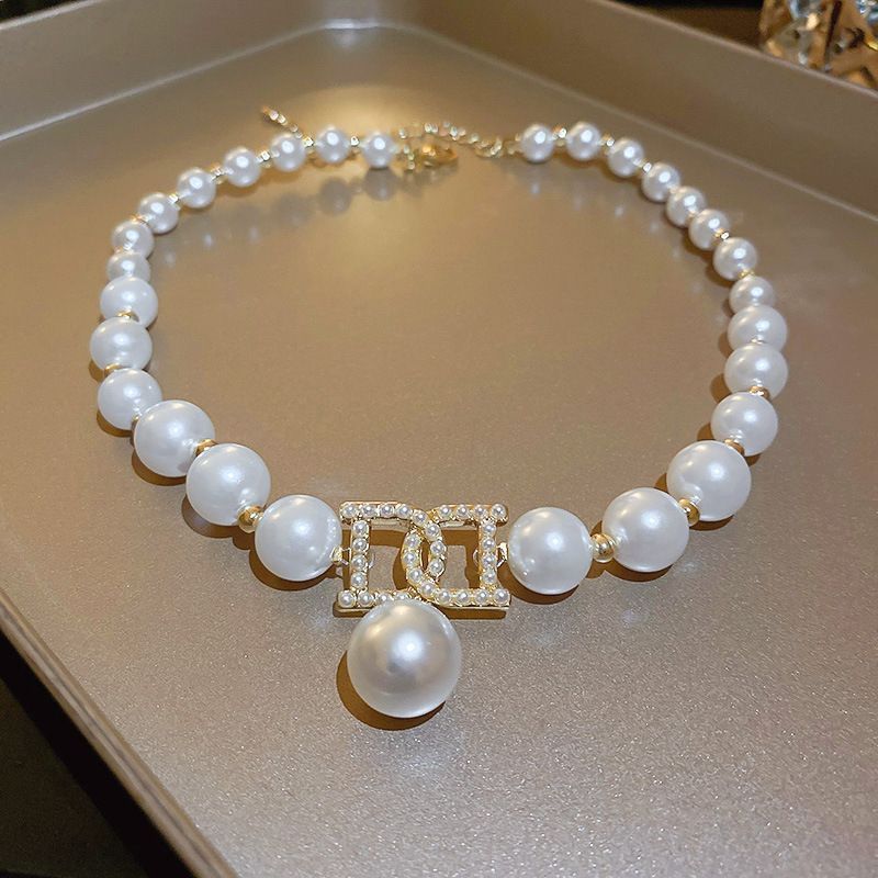 Simple And Personalized Diamond Inlaid Pearl Splicing Short Neckchain With A Stylish Design Sense Necklace  Pearl Strands
