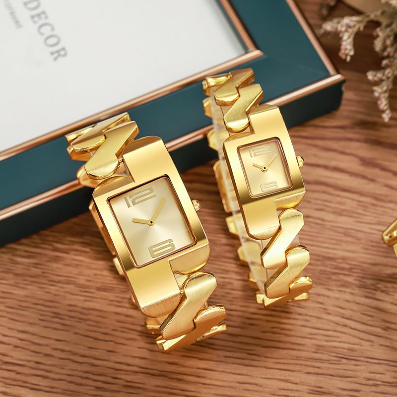2024 New Innovative Design Retro Square Quartz Business Men's Bracelet Metal Watch Light Luxury Fashion Gold Classic Middle School Student Cool Watch