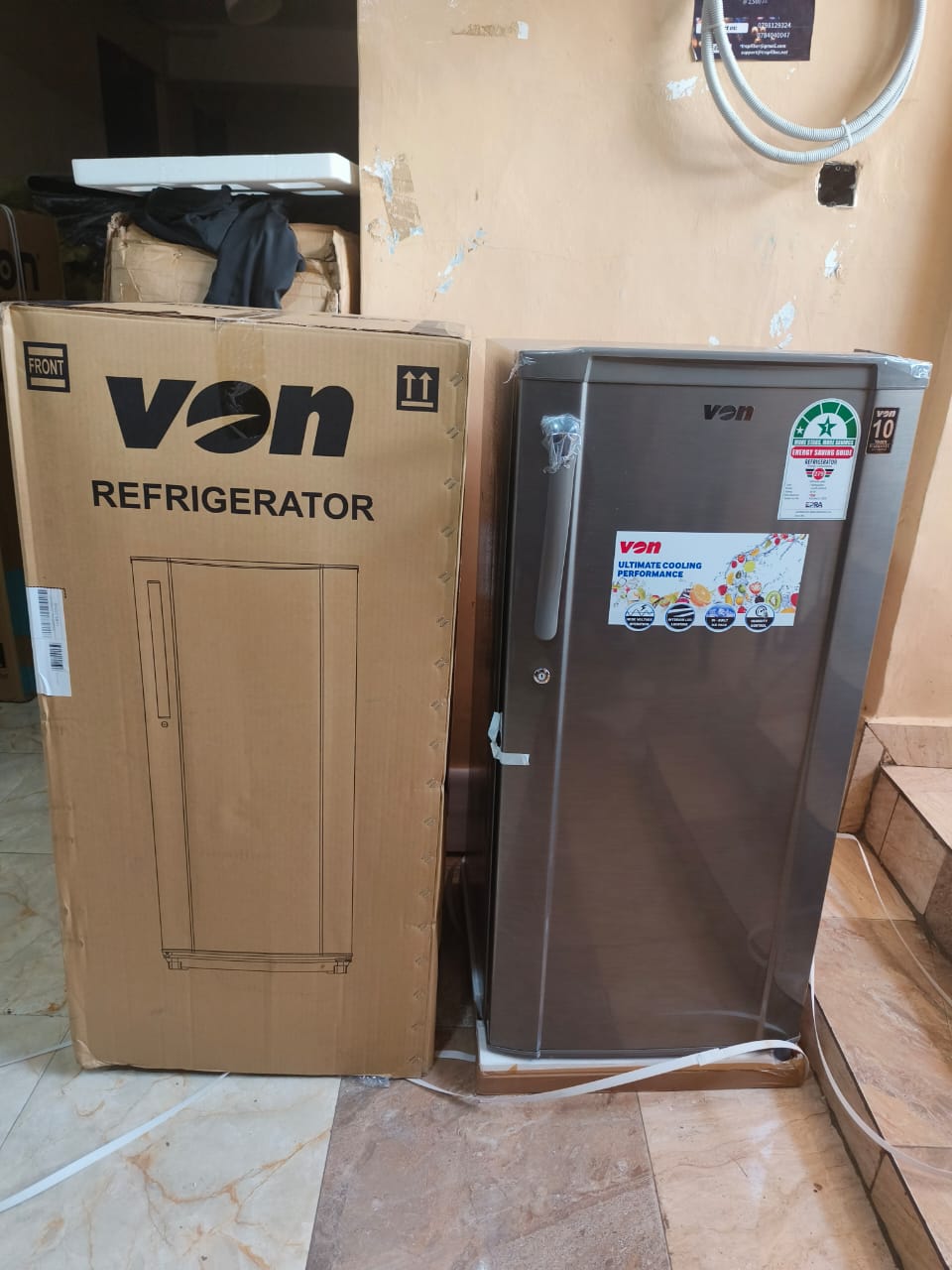 VON Von,VARS-23DHS Single Door Fridge 185L - Silver