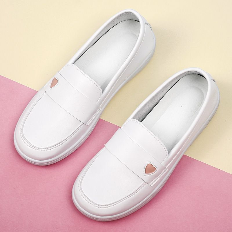 Women's flat white shoes nurse ladies casual comfortable soft sole shoes non-slip breathable medical special work shoes Students fashion artificial PU leather