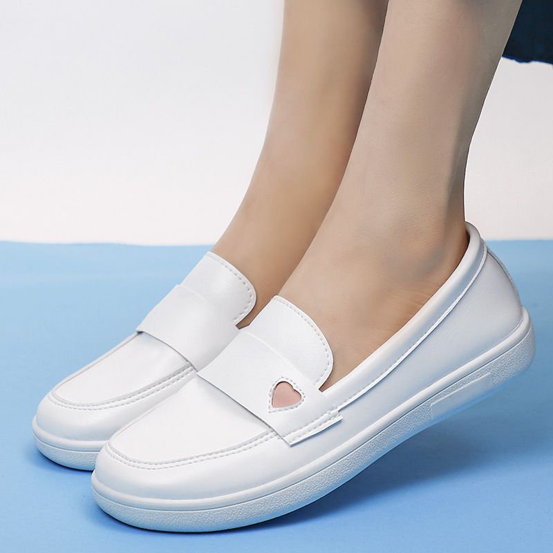 Women's flat white shoes nurse ladies casual comfortable soft sole shoes non-slip breathable medical special work shoes Students fashion artificial PU leather