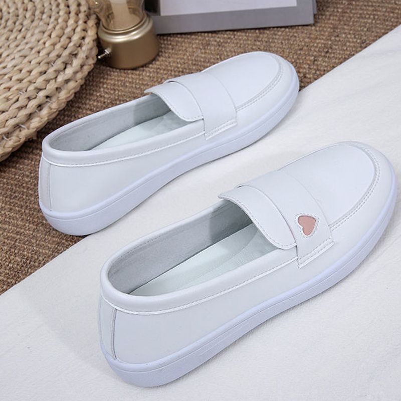 Women's flat white shoes nurse ladies casual comfortable soft sole shoes non-slip breathable medical special work shoes Students fashion artificial PU leather