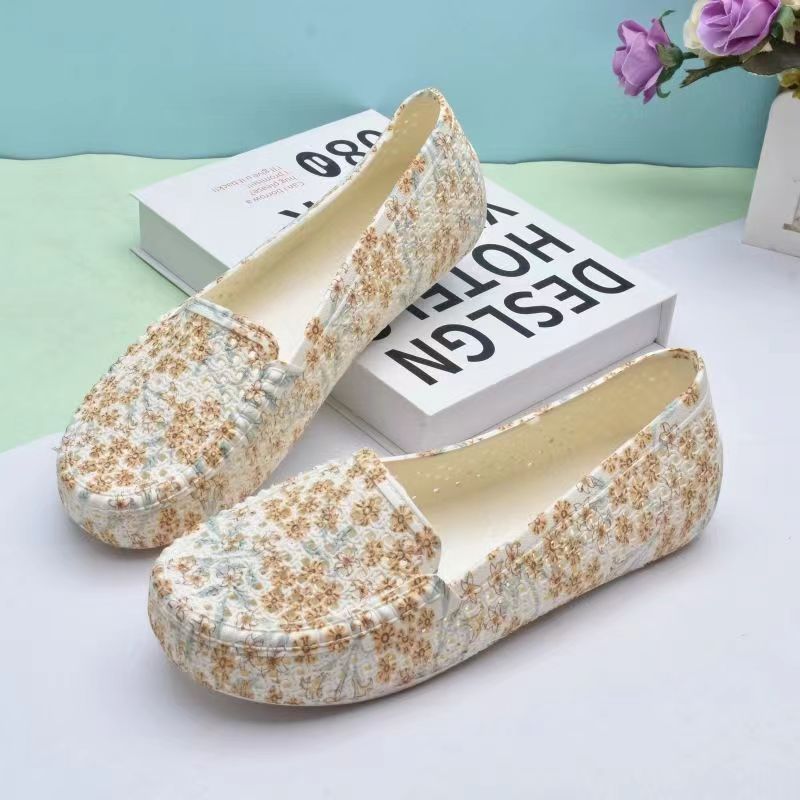 Women's plastic flat sandals girls hollowed out breathable printed shoes ladies PVC waterproof non-slip soft soled shoes Brown,EU38