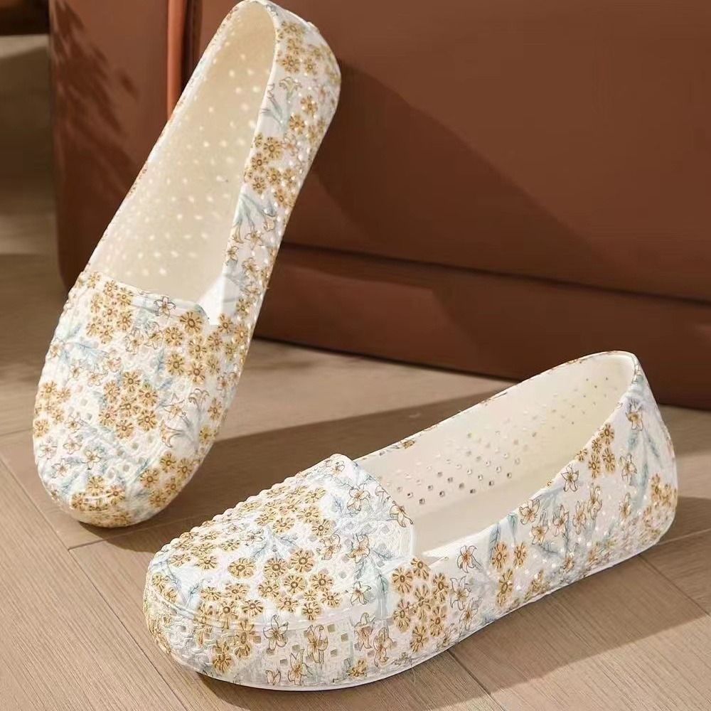 Women's plastic flat sandals girls hollowed out breathable printed shoes ladies PVC waterproof non-slip soft soled shoes