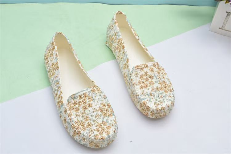 Women's plastic flat sandals girls hollowed out breathable printed shoes ladies PVC waterproof non-slip soft soled shoes