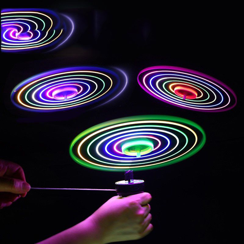 Funny Spinning Flyer Luminous UFO Flying Saucer LED Light Handle Flash Parent-child Interactive Toys for Kids Outdoor Game Toy Sports