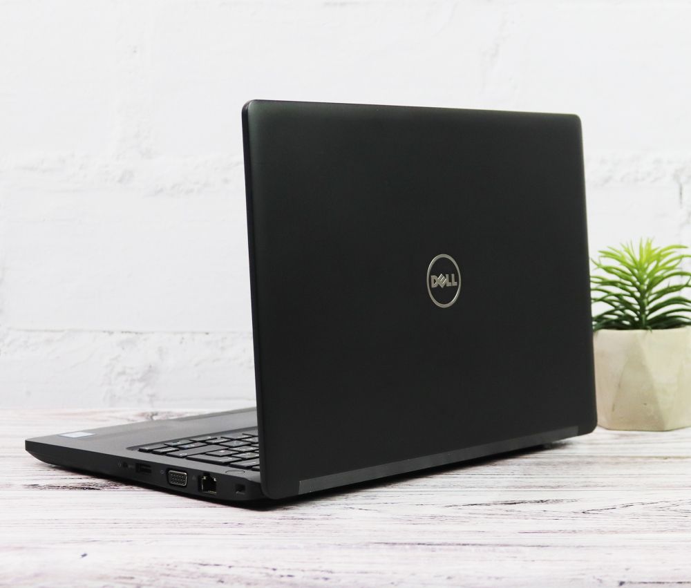 Dell Latitude 5280 12.5" Laptop i5-7200u  7th- Windows 10 8GB 256GB SSD intel Graphics 620 HD anti-glare LED-backlit Display Spill-resistant keyboard