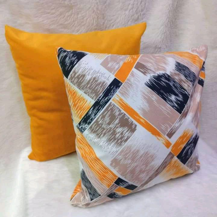 Set of 5pcs mix and match cushion throw pillow cases with throw pillow inside...size 45cmx45cm