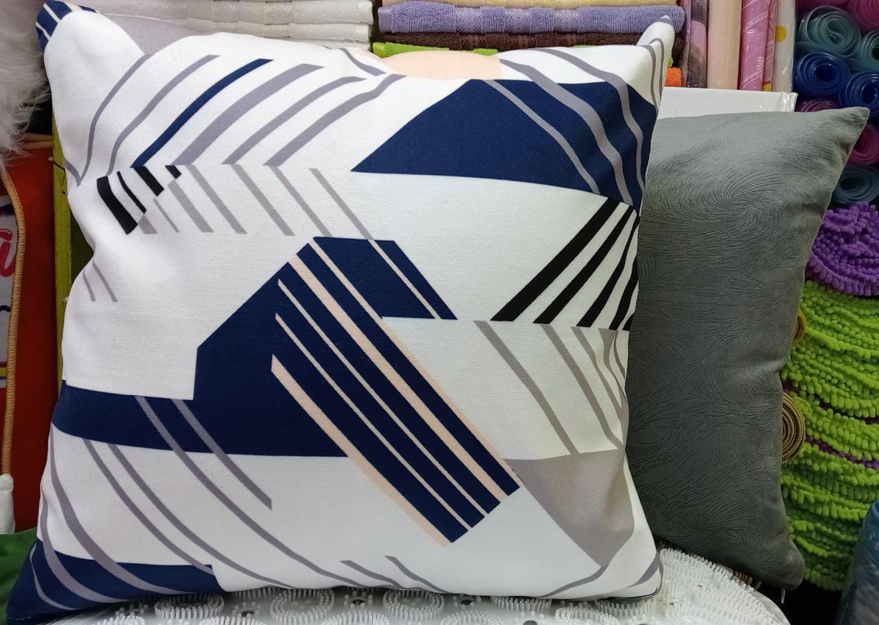 Set of 5pcs mix and match cushion throw pillow cases with throw pillow inside...size 45cmx45cm