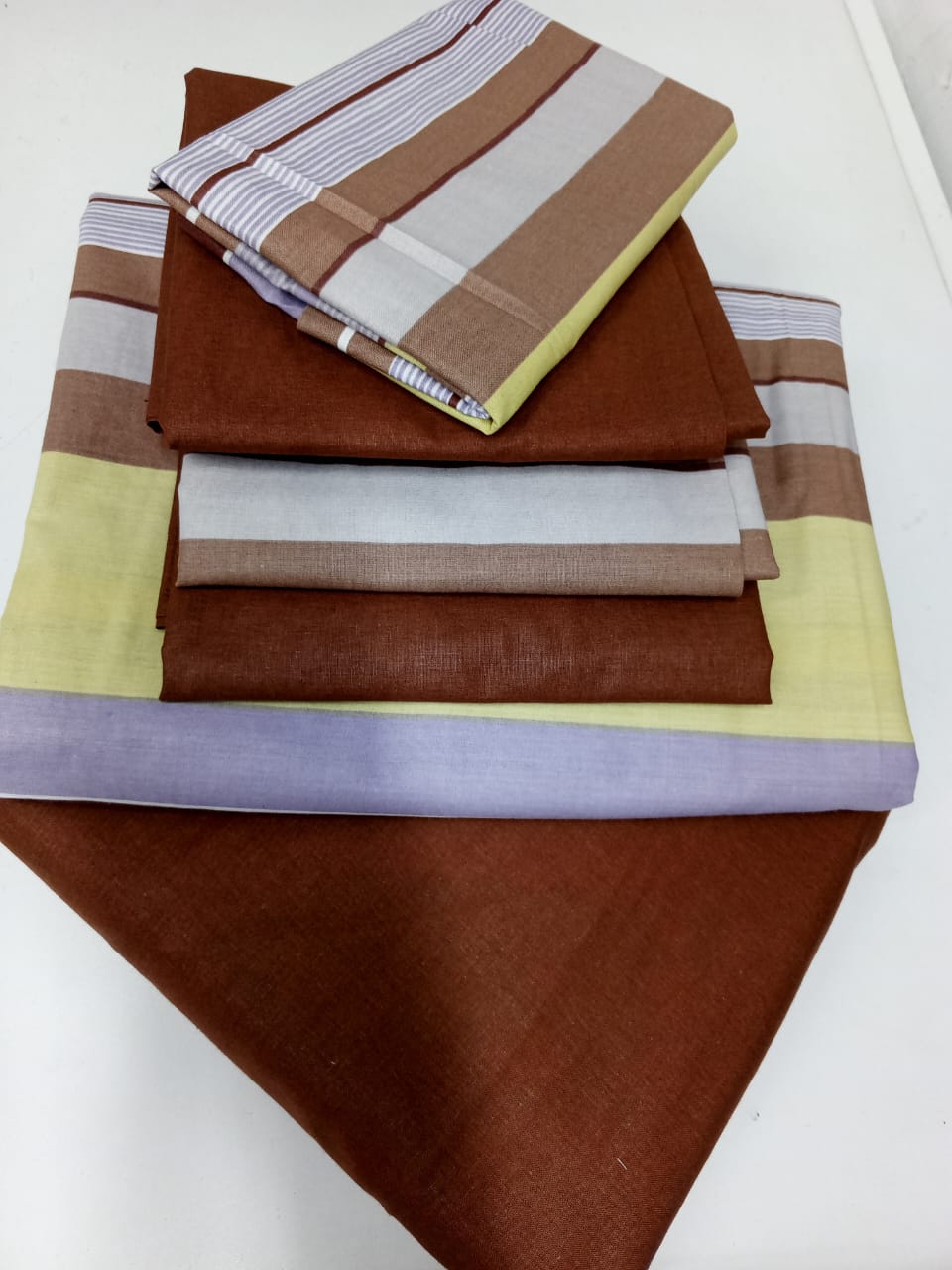 Mix & match BEDSHEETS (6pcs)...(2 pcs Bedsheets,4 pcs Pillowcases)Fade resistant Brightens your Bedroom