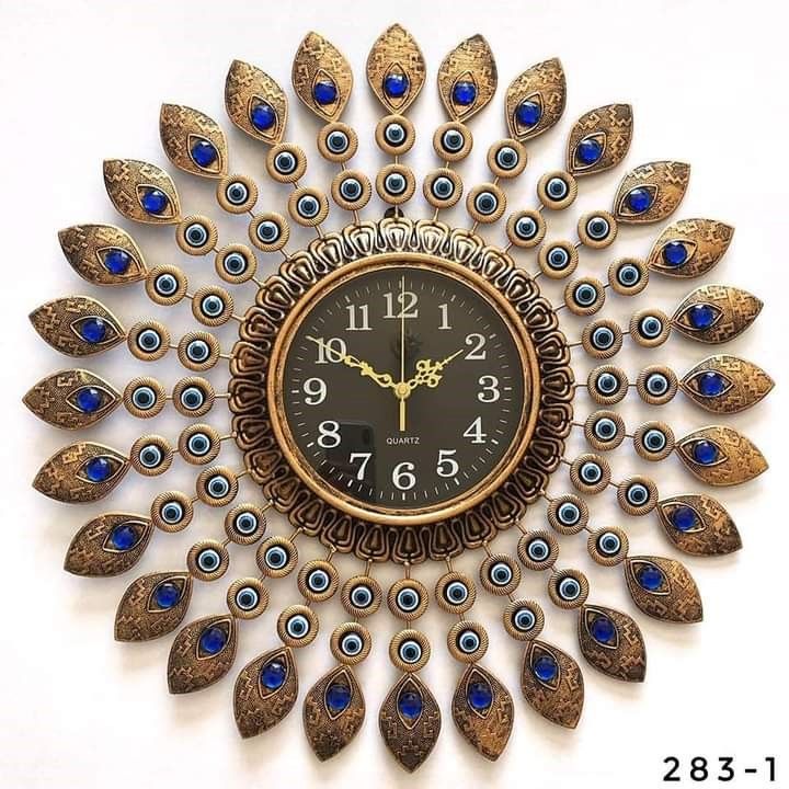 Peacock Feathers Decorated Wall Clock