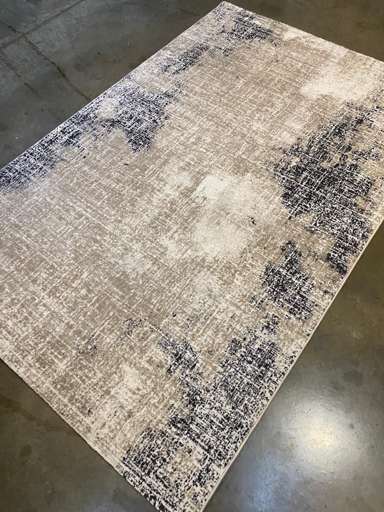 Luxurious flowered Turkish carpets size 5*8