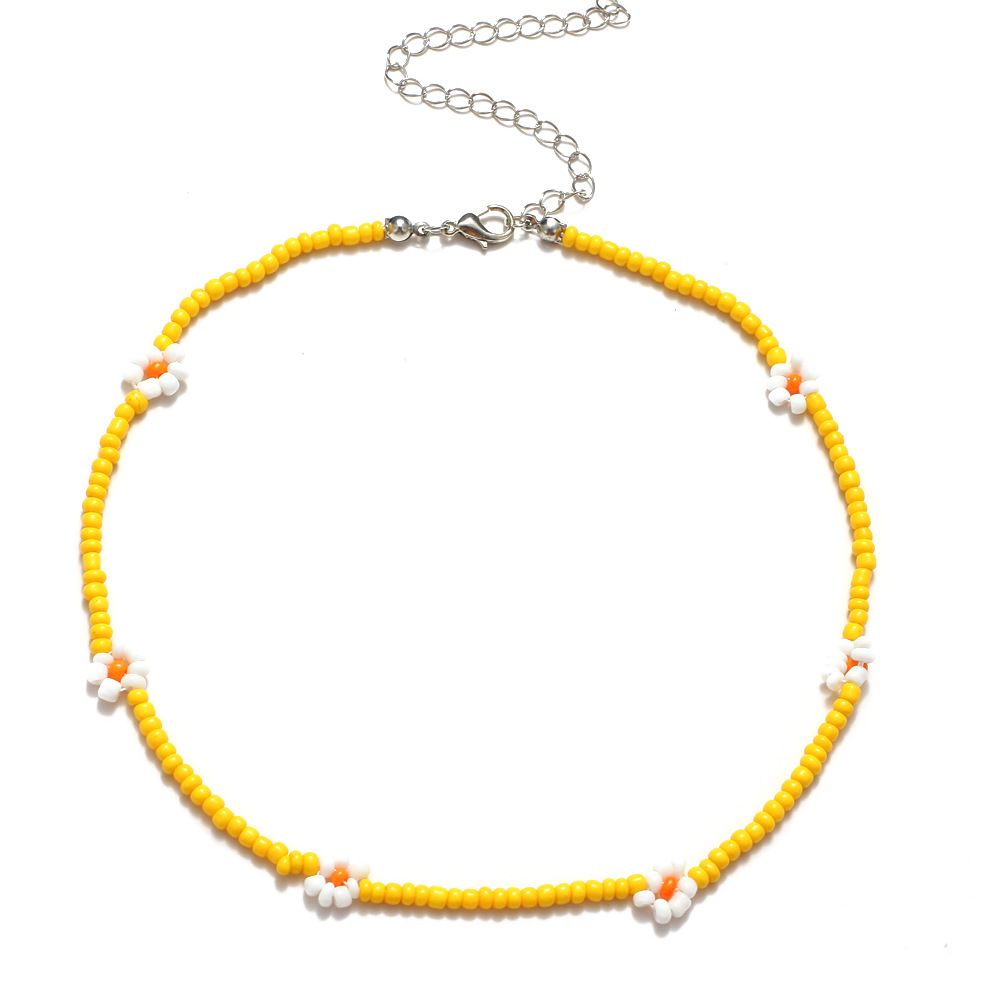 Boho Beaded Necklace Daisy Flower Choker Chain Short Sunflower Necklaces Jewelry for Women and Girls
