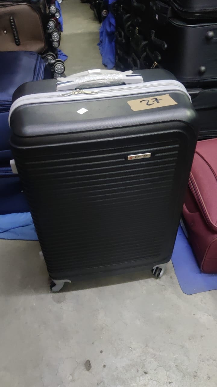 SUITCASES SET 3IN 1  FIBER Four-wheel high PVC suitcase
Large and spacious 
Durable This 3 in 1 luxurious RUBBER suitcase briefcase travel bag is the perfect way to stay organized and stylish on the g