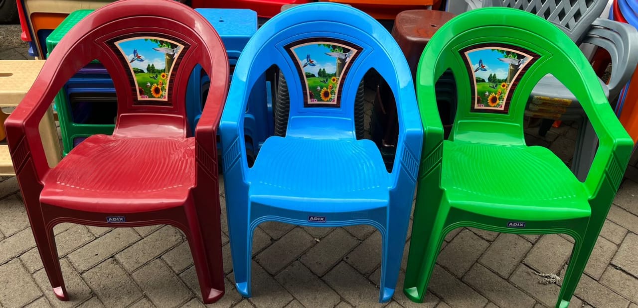 FASHION  Plastic Chair (MINIMUM 10PCS )SPECIAL OFFER With Armrest-BluePosture Friendly Ergonomics Heavy Duty chair Arm Rest Durable High quality seats